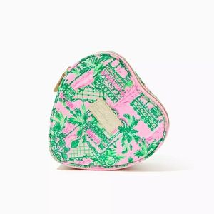 NWT Lilly Pulitzer Heart Cosmetic Case Mandevilla Baby Pink